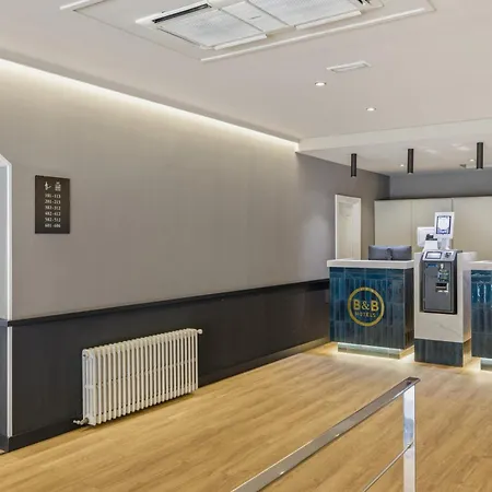 B&B Hotel Vigo Отель