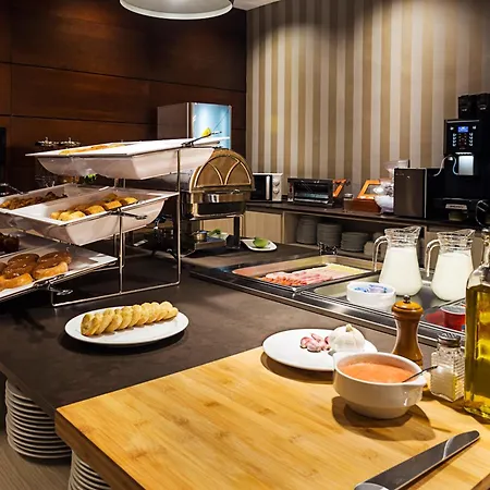 维哥民宿酒店 3* 比戈