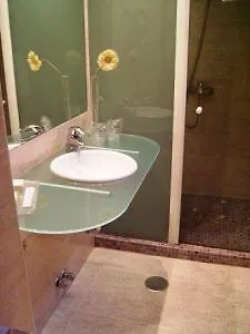 فندق مبيت وإفطار 3*