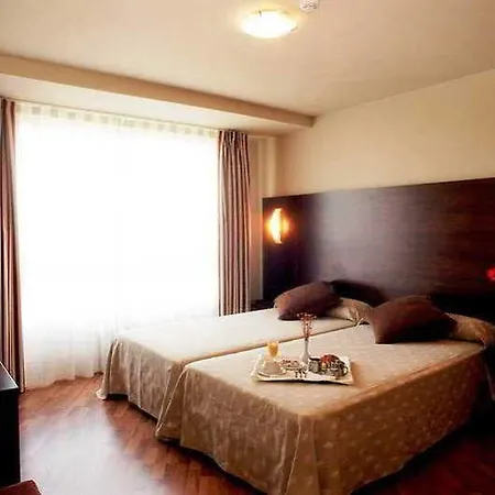 B&B Hotel Vigo 3*