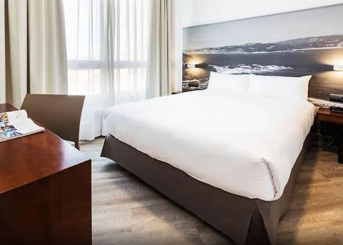 Отель B&B Hotel Vigo Виго