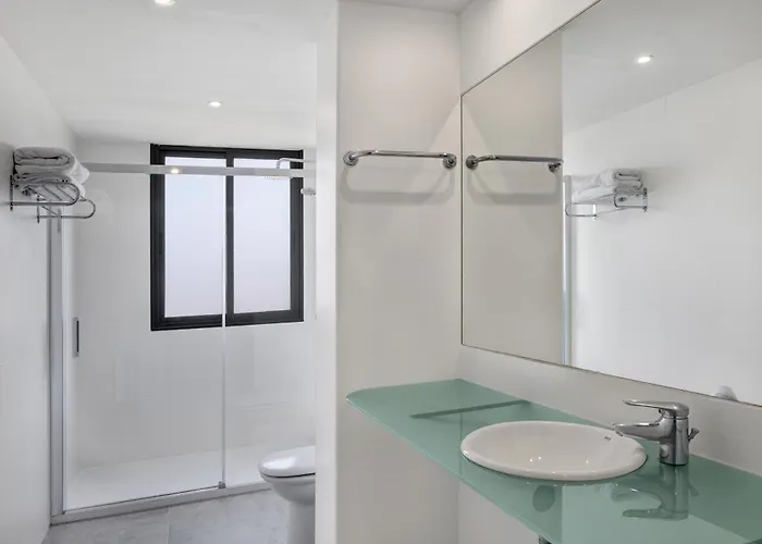 B&B Hotel Vigo 3* Виго