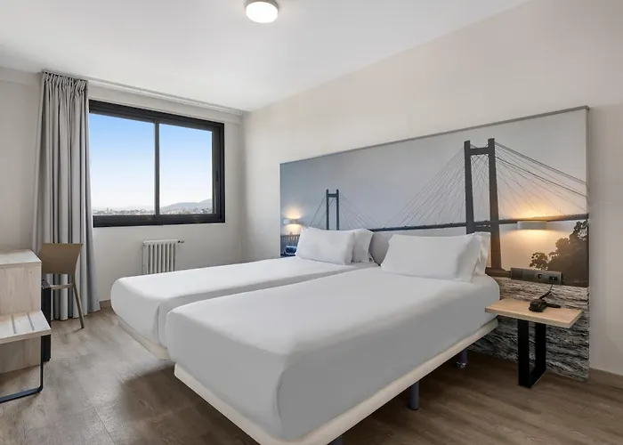 B&B Hotel Vigo Виго