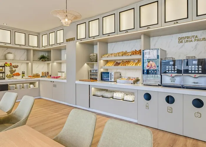 Отель B&B Hotel Vigo