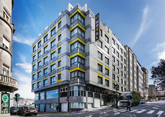 Отель B&B Hotel Vigo