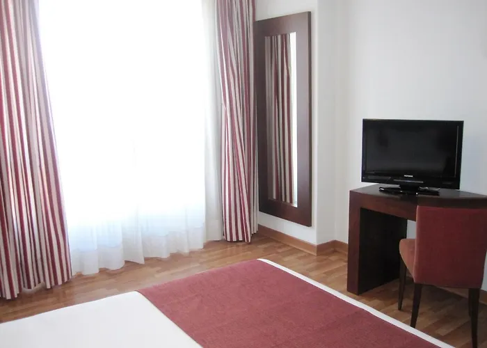 Szálloda B&B Hotel Vigo Vigo