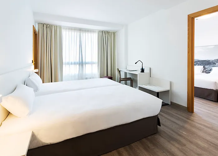 B&B Hotel Vigo Отель